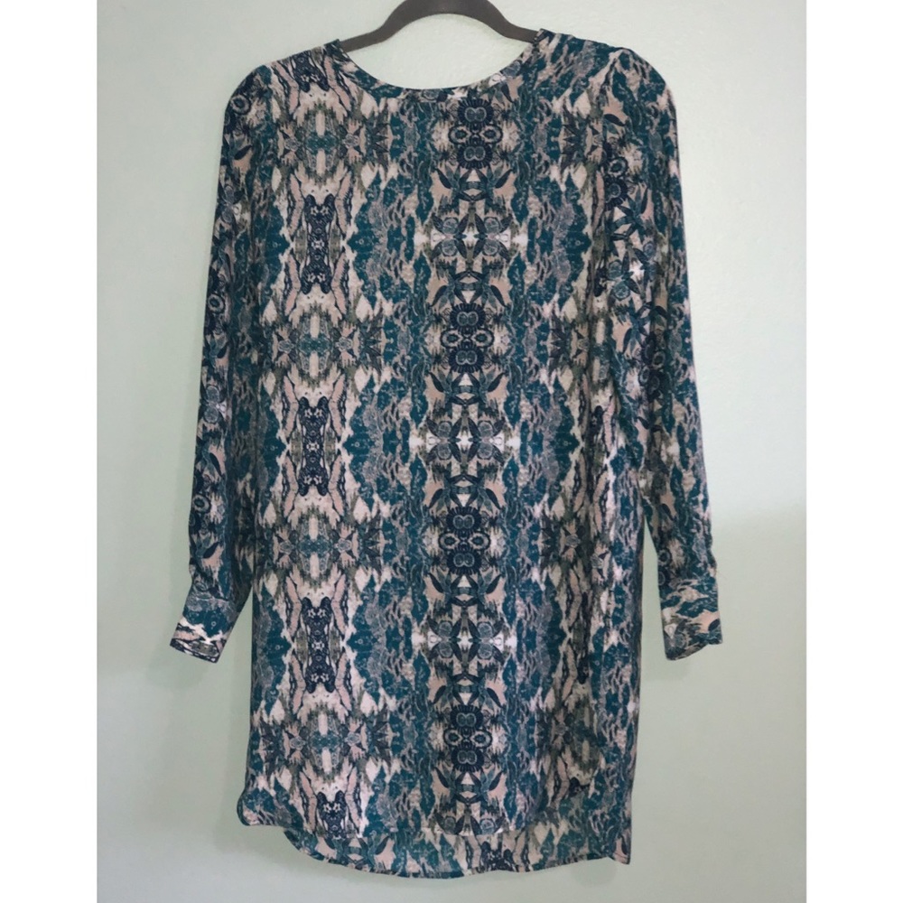 Boutique Long Sleeved Midi Dress